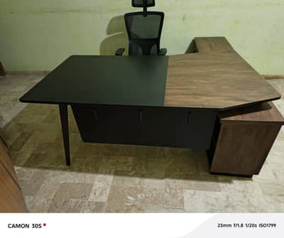 premium office table 4/6 foot