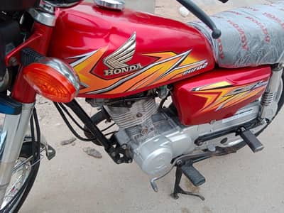 Honda 125 Hyderabad number 21 model