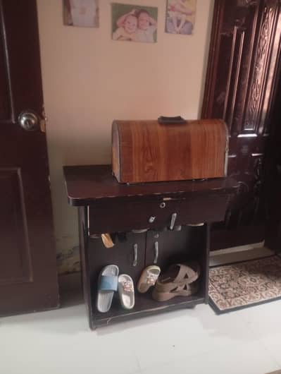 silai Dan with cabinet available