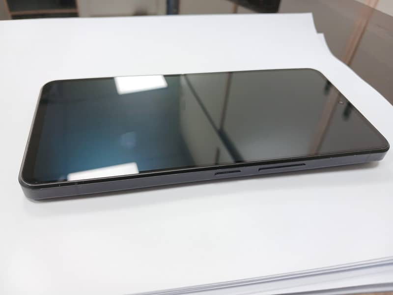 sharp Aquos r7 8