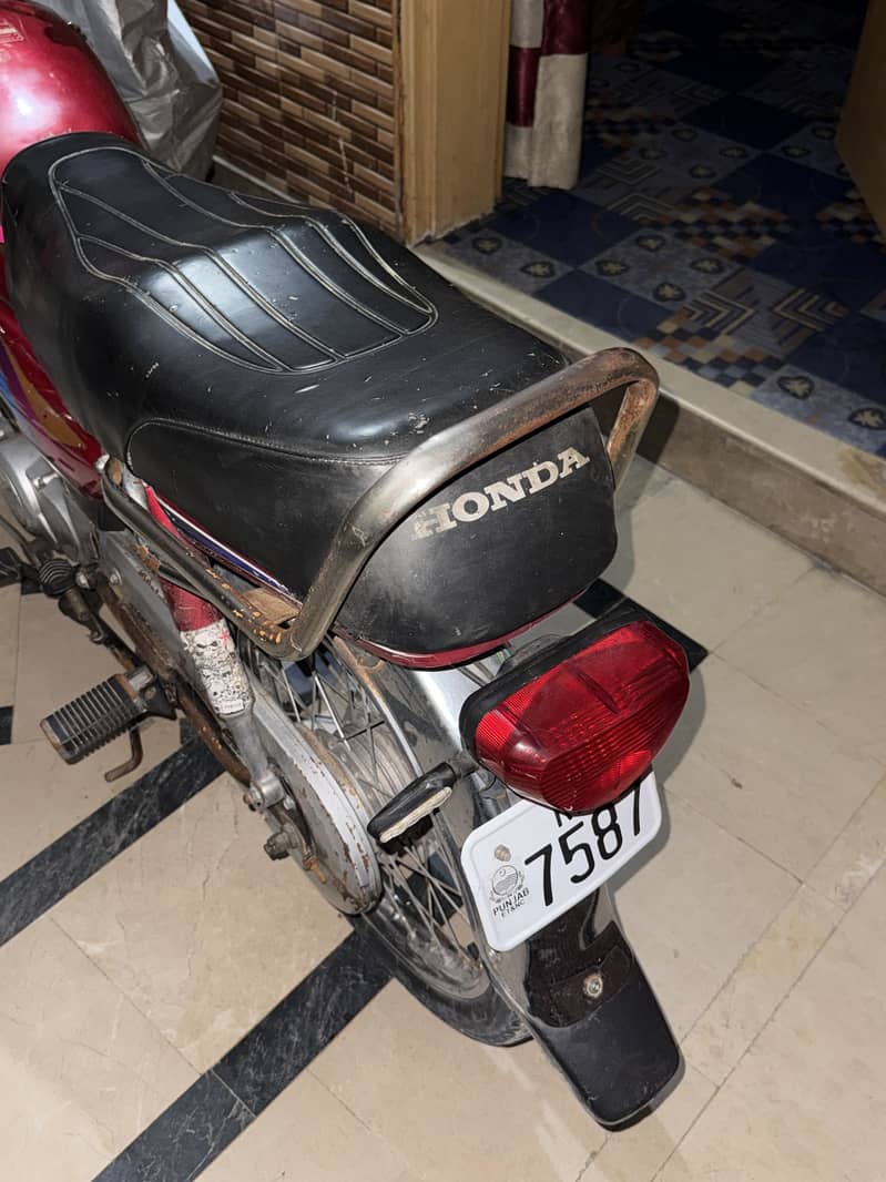 Cd 70 2013 Model 1