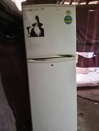 i want to sell my  refrigertor in good price