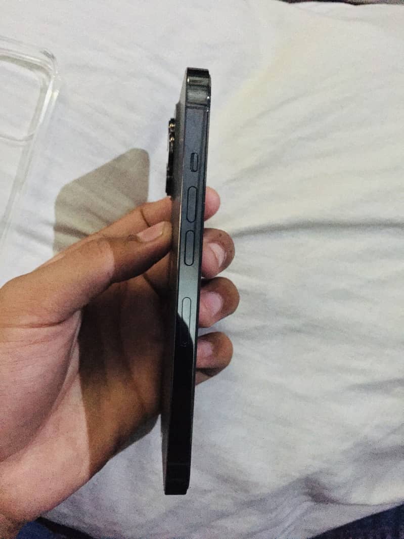 Apple iPhone 13 Pro 10