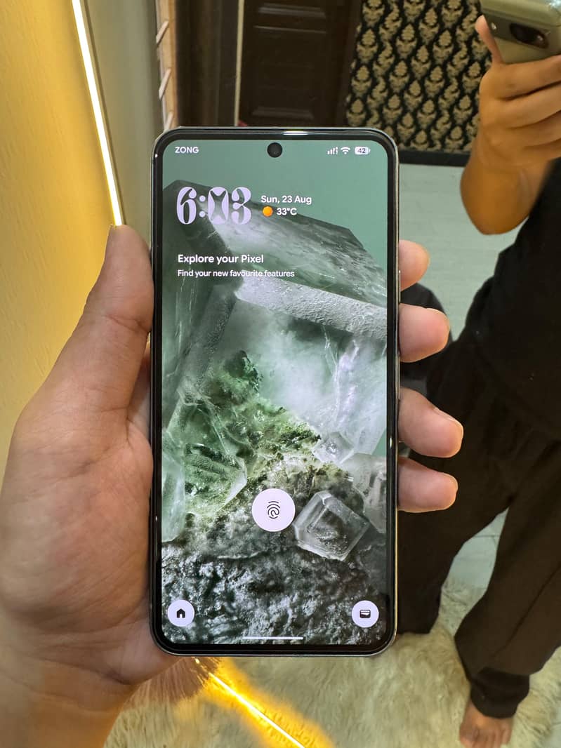 Google Pixel 8 5