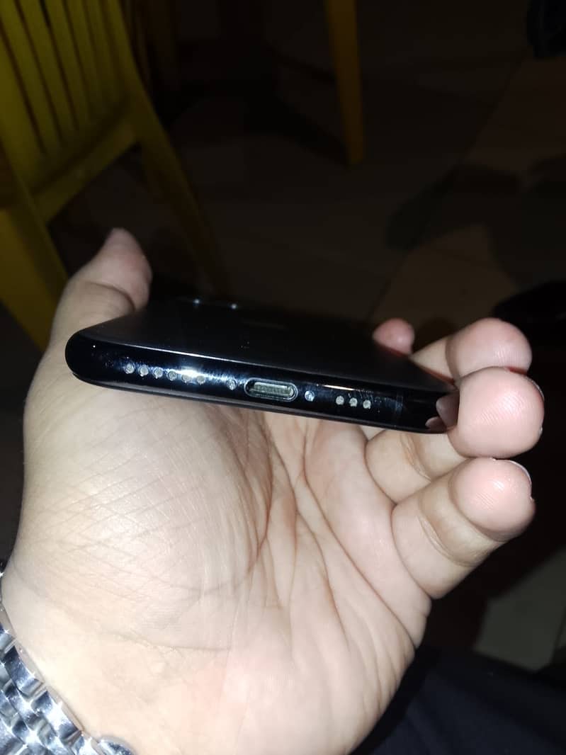 Apple iPhone 11 Pro 1