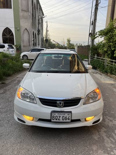 Honda Civic Oriel 2004