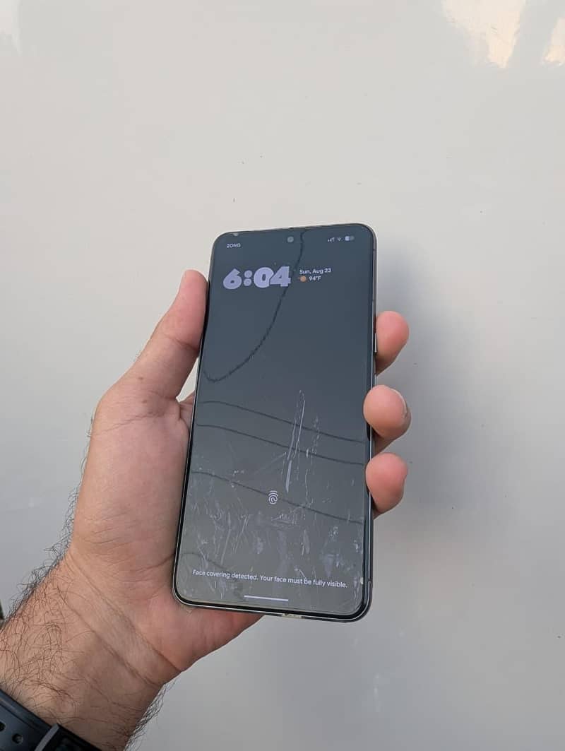 Google Pixel 8 Pro 2