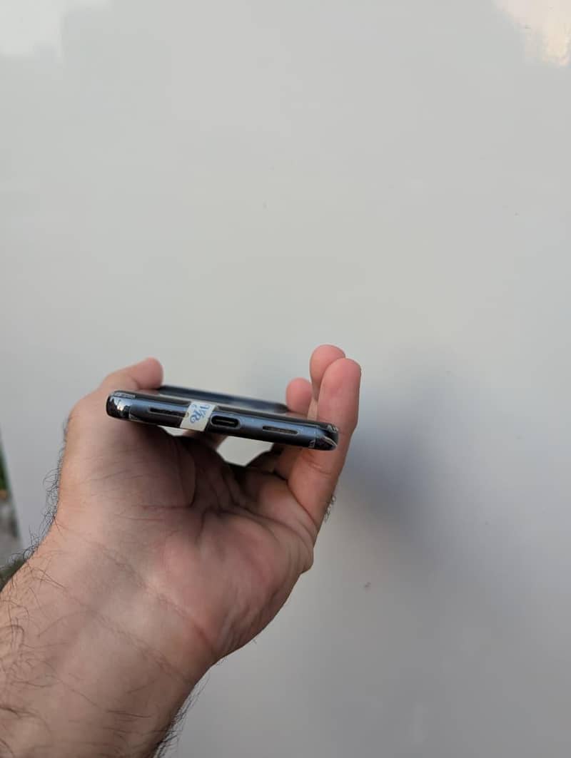 Google Pixel 8 Pro 6