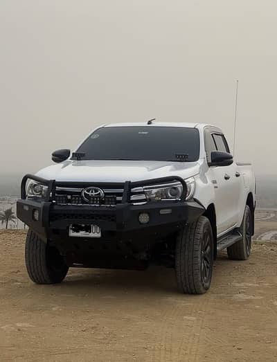 Toyota Hilux Revo V 2019