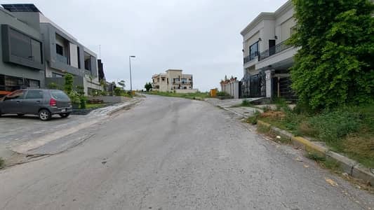 G Block Phase 8 | 12 Marla Park Back Plot | Possession, Map & All Dues Paid | Prime Investment