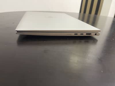 Hp elite book 10th gen core i5