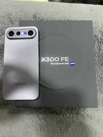 Vivo X300 FE
