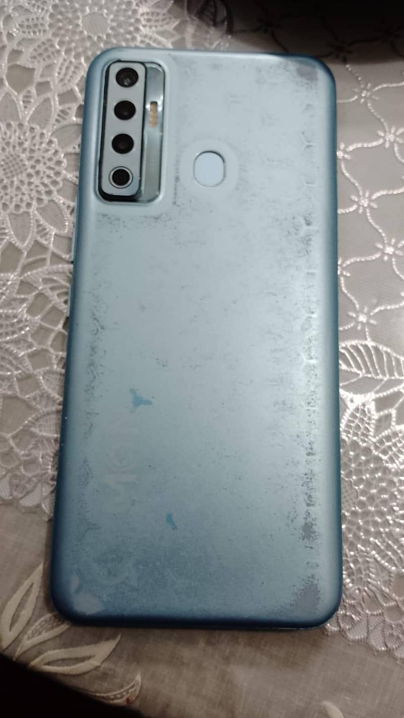 Tecno camon 17 1