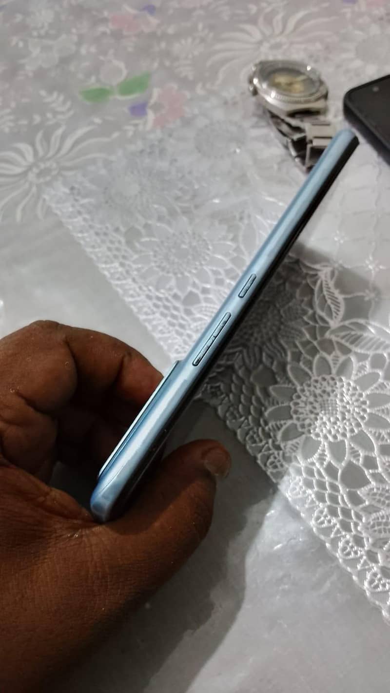 Tecno camon 17 4