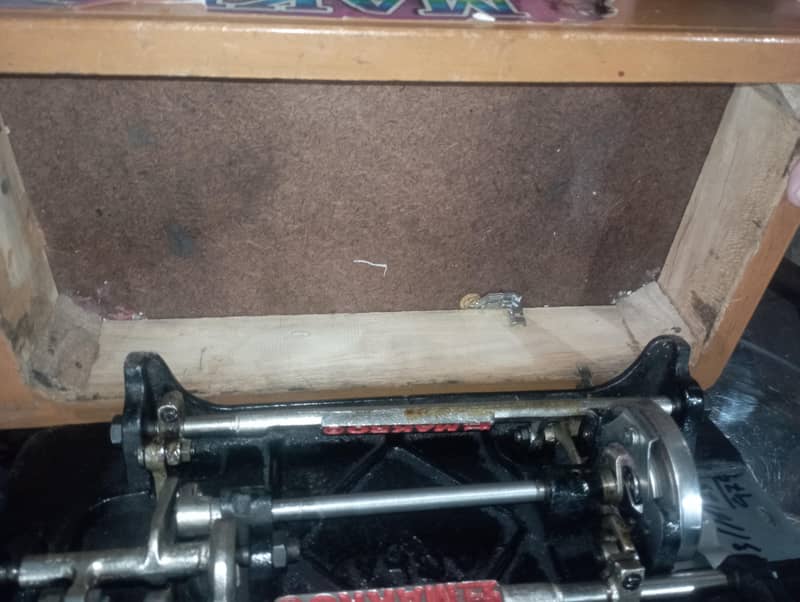 MAKRO Sewing machine 4