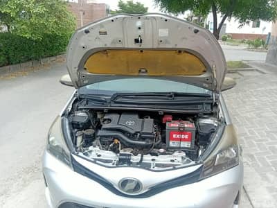 Toyota Vitz 2014