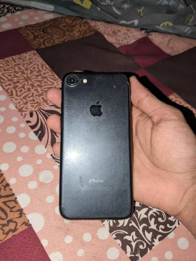 Apple iPhone 7