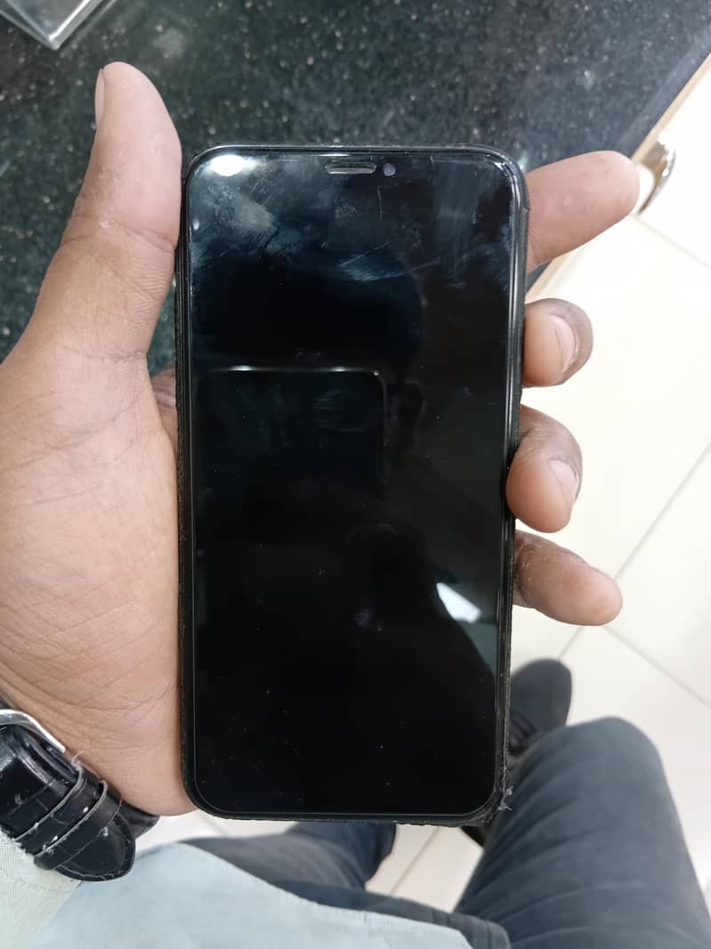 Apple iPhone X 3