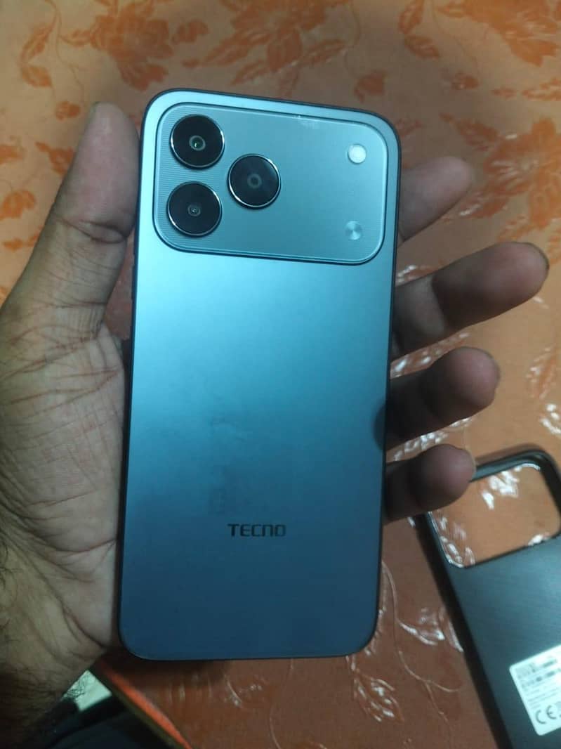 Tecno spark 50 1