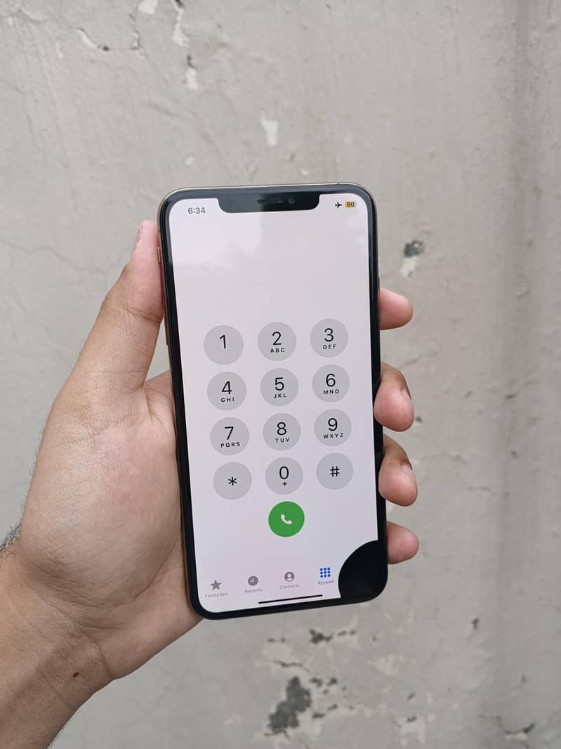 iPhone XS Max 1
