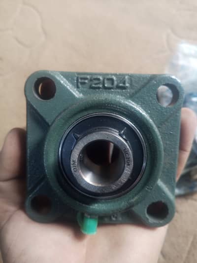 Universal bearing F204