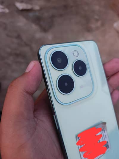 Infinix Hot 40