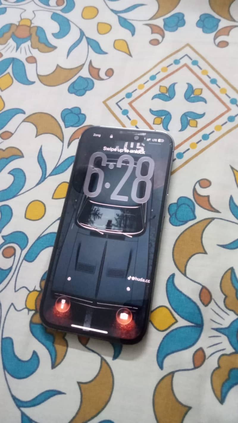 iPhone 14 Pro 1