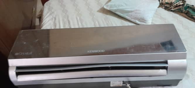 Just Split available kenwood Crystal saf surti condition ma mojoob ha