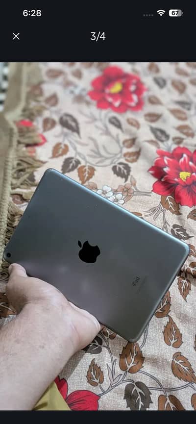 Ipad mini 5 orignel box and cable