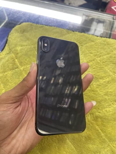 Apple iPhone X 256 GB 90 health