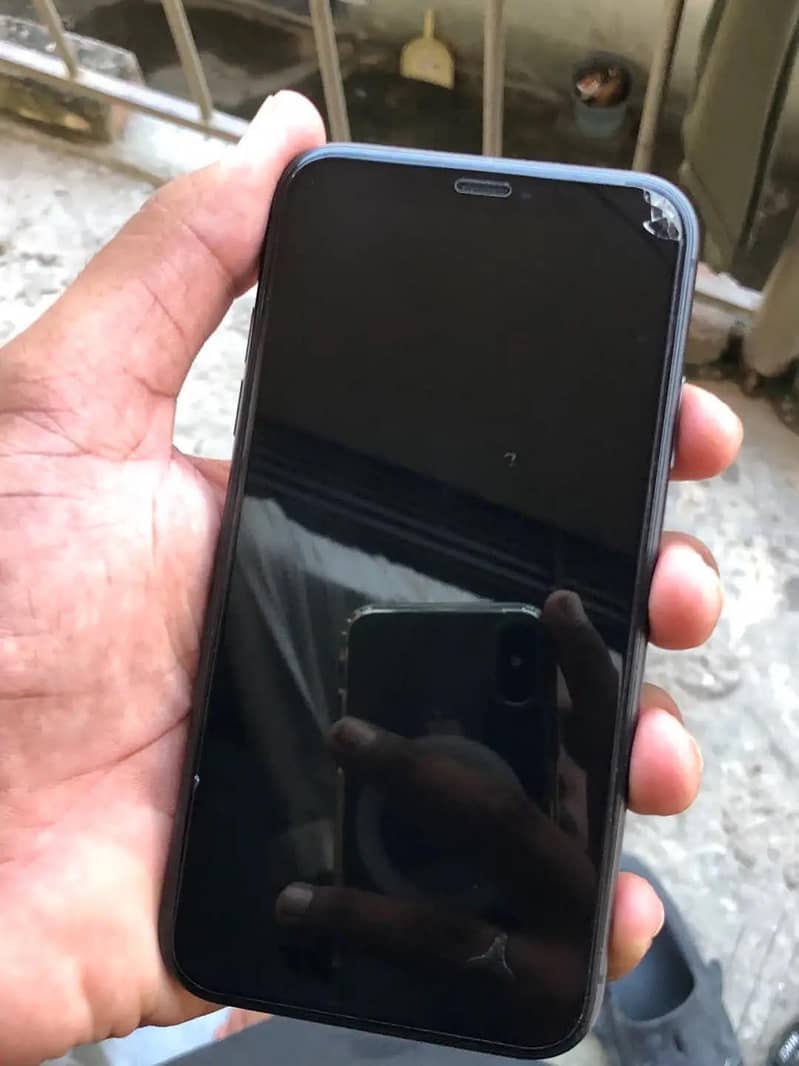 Apple iPhone 11 1