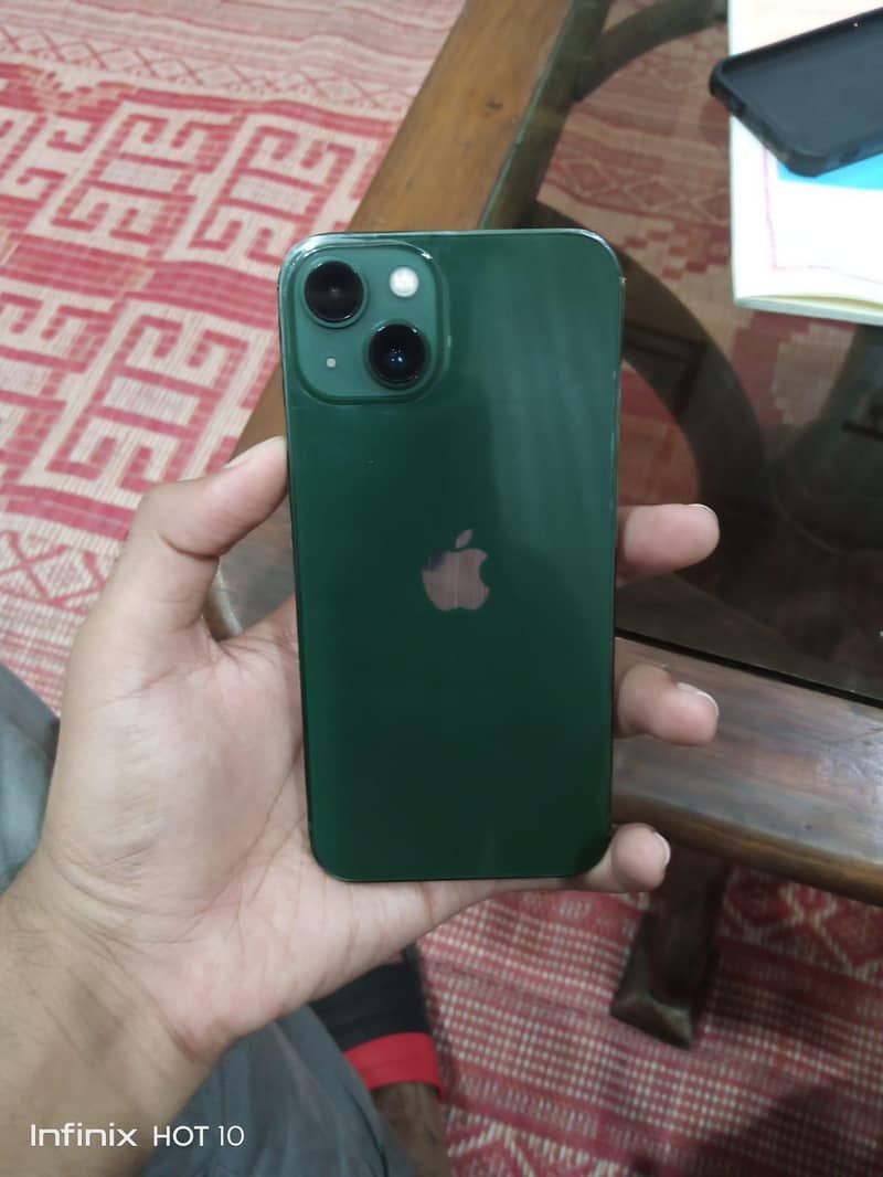 Apple iPhone 13 0