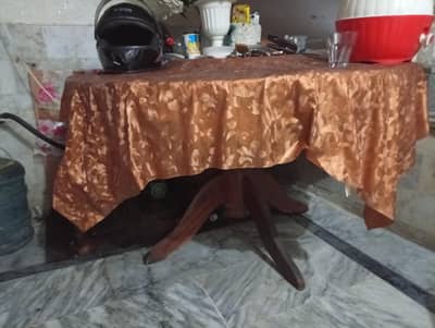 Dinning Table with 4 chairs
