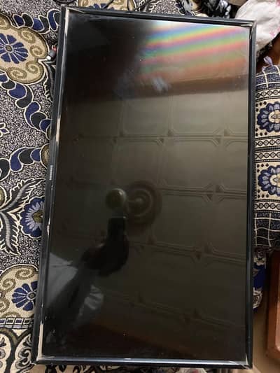 Samsung 32" LED TV HD Slim - Good Condition