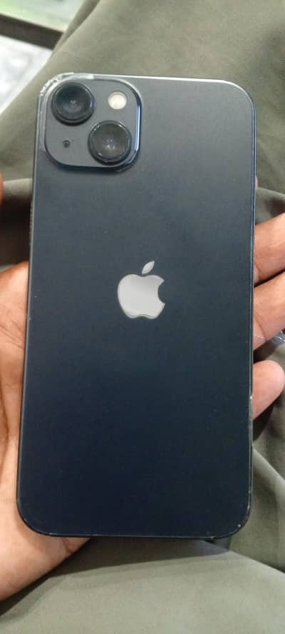 Apple iPhone 13