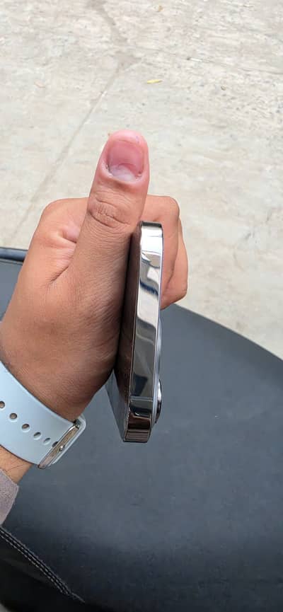 Apple iPhone 13 Pro