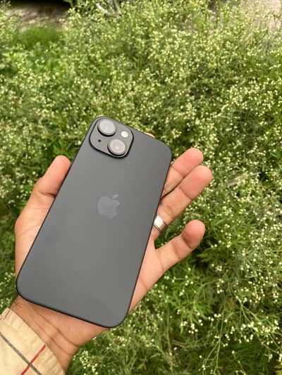 Apple iPhone 15