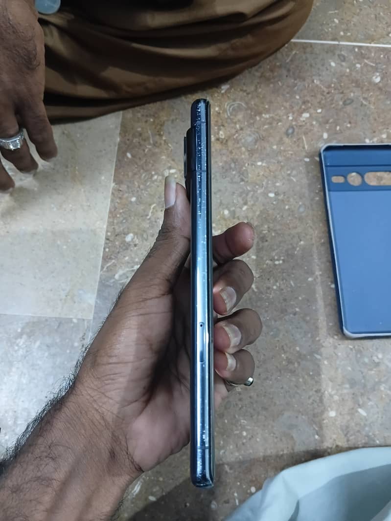 Google Pixel 7 Pro 4