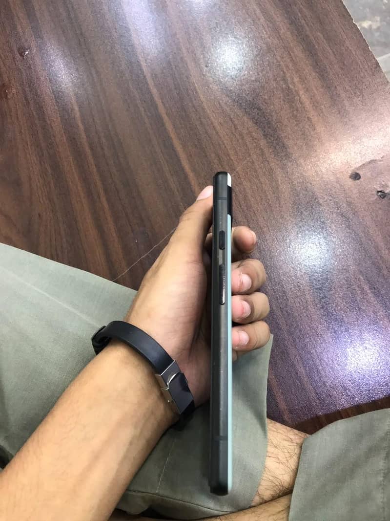 Google Pixel 6a 4