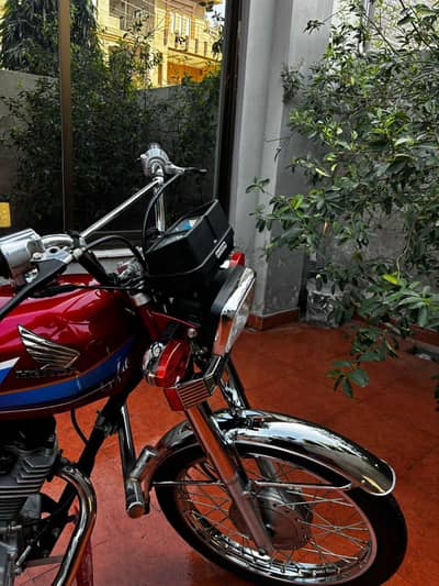 Honda 125 bike for salecall WhatsApp 03291036893
