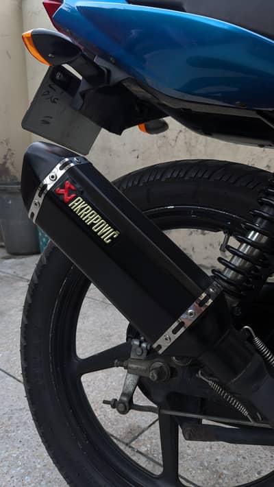 akrapovic exhaust with DB muffler