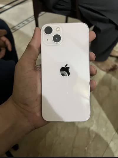 Apple iPhone 13