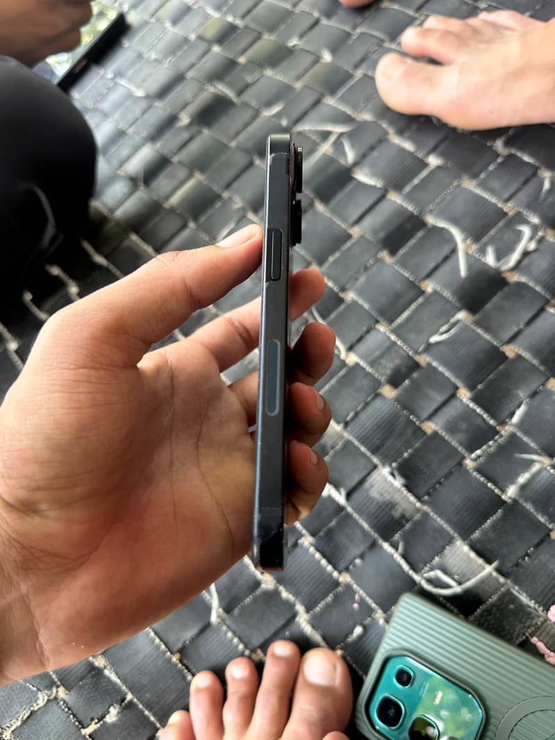 iphone 14 2