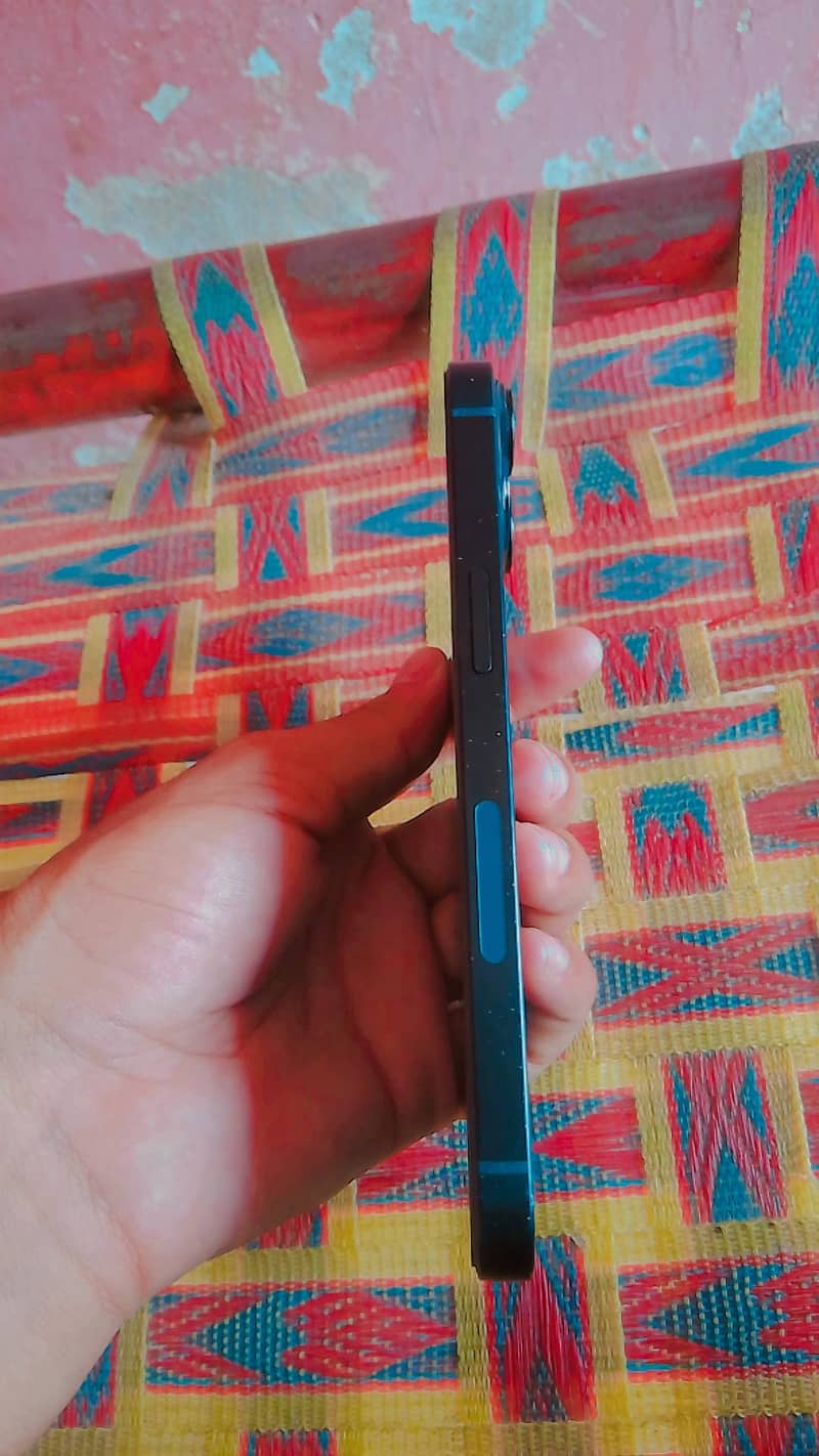 Apple iPhone 14 1