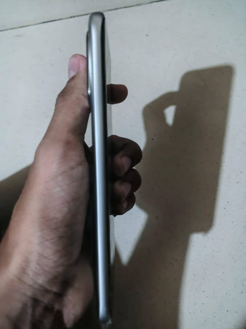 Infinix note edge 3