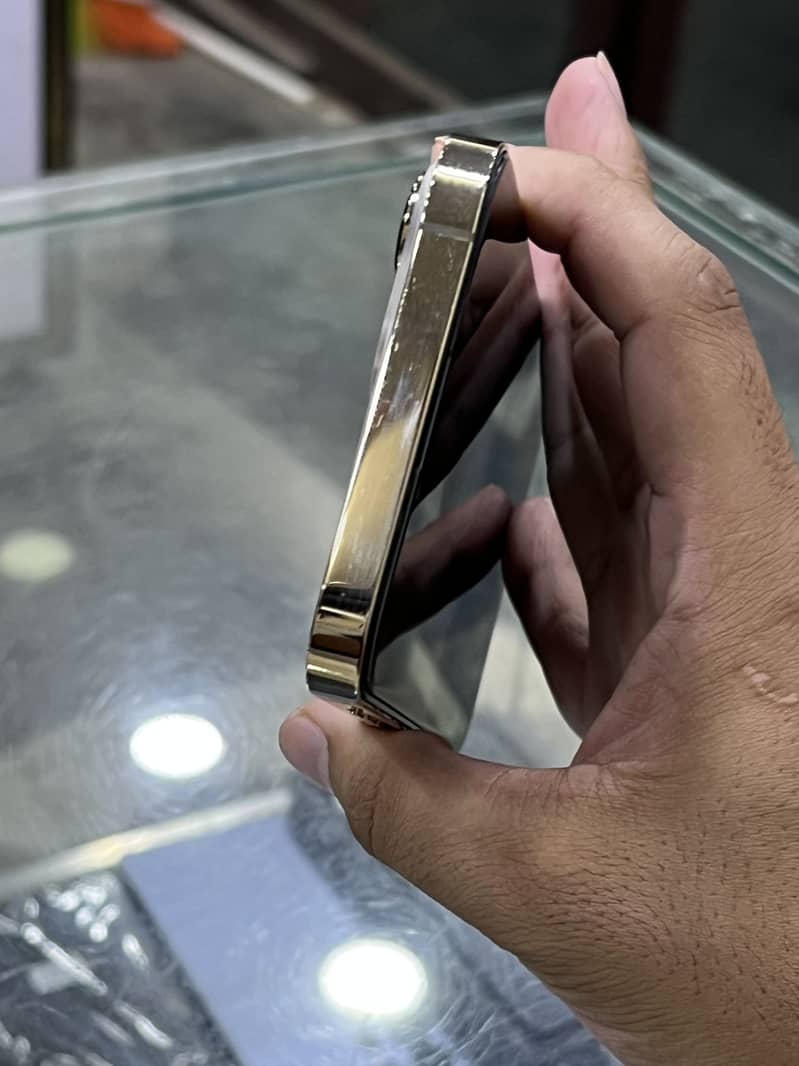 iphone 13 pro Max 0