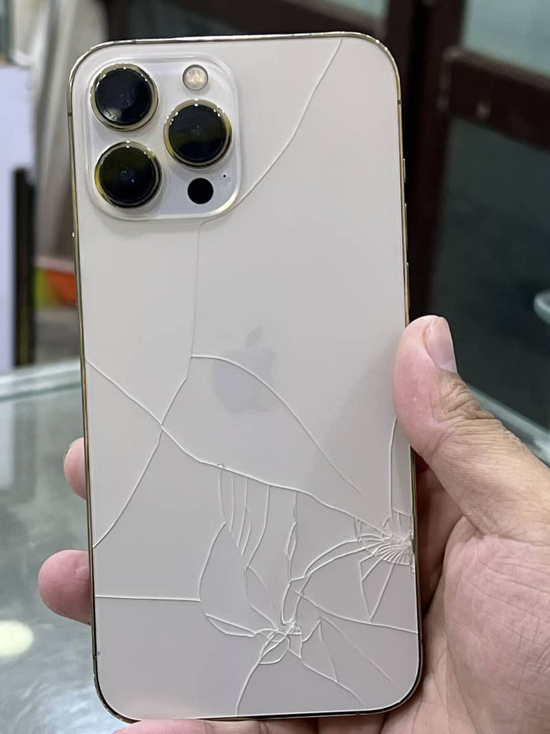 iphone 13 pro Max 3