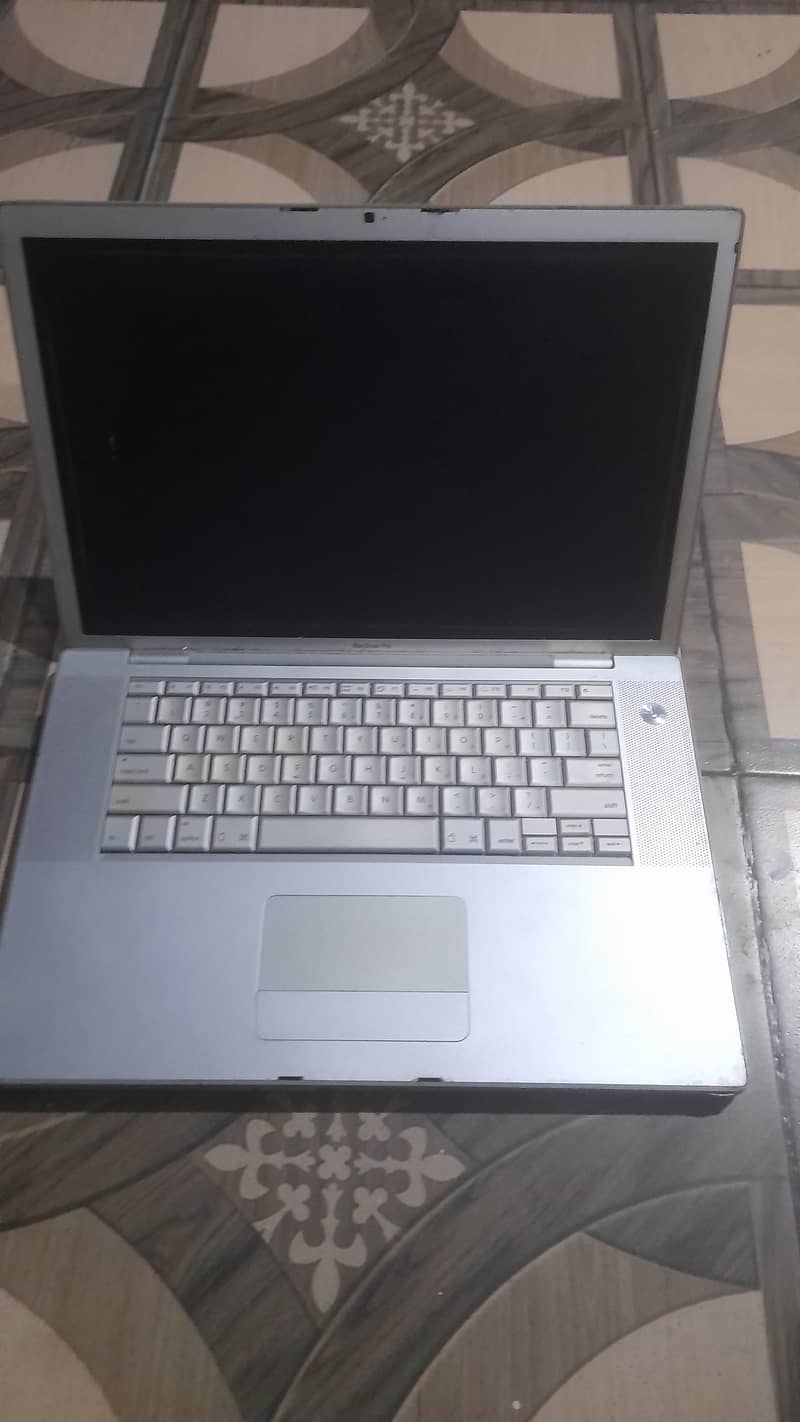 macbook pro 1