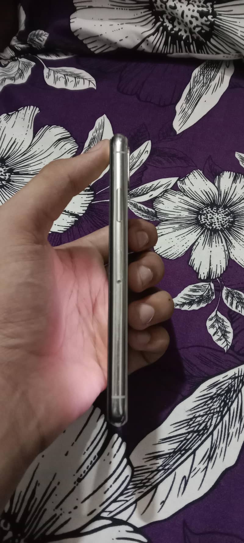 Apple iPhone X 3