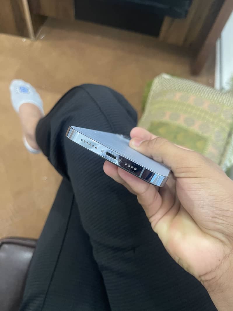Iphone 13 pro max 6